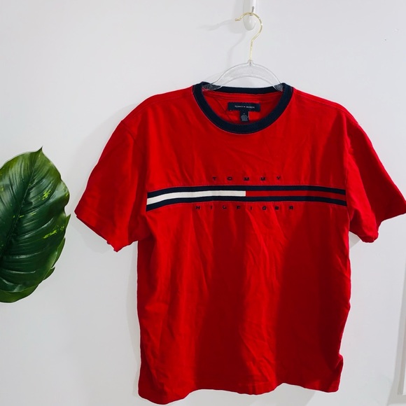 Tommy Hilfiger Tops - 🦋 4/$30 Tommy Hilfiger Red Short Sleeve Top